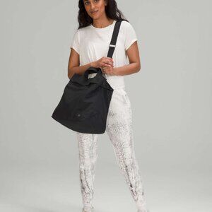 Lululemon On My Level Tote Bag 20L